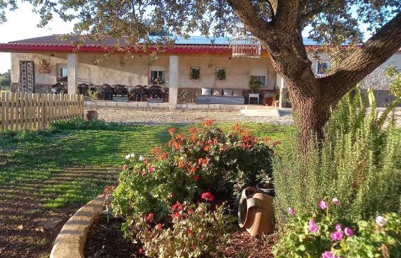 CASA RURAL LA HOJA EL VALLE
