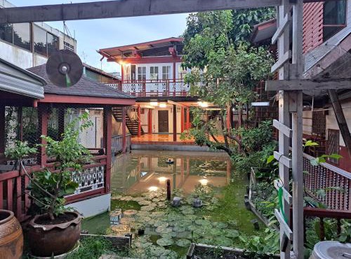 Casa Scarlet