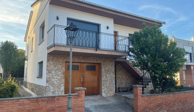 Casa Unifamiliar de 3 Dormitorios, Completamente Equipada