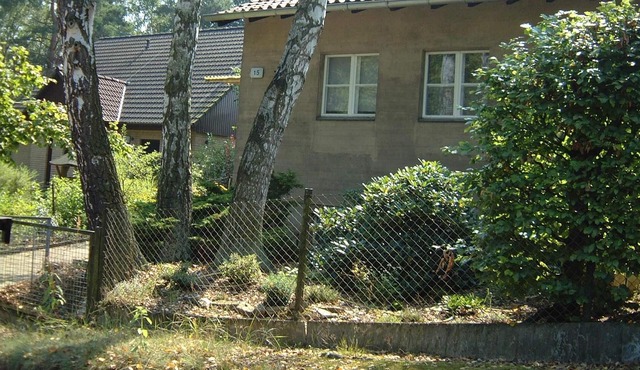 Charming cottage just outside Berlin:Spandau in a quiet forest-development