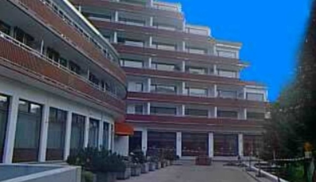 Cheap apartment with balcony and shared use of GR. Roof terrace