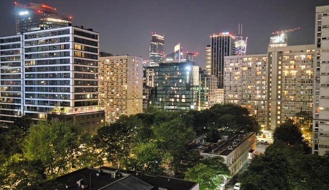 City Center Grzybowska, in Warsaw's Business District, Metro ONZ & Westin Hotel, AirCon, by WarsawSkyLine Apartments