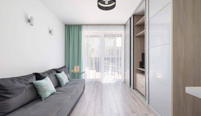 Comfortable Apartment in Krakow | Balcony and Parking