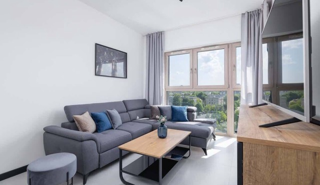 Comfortable Apartment | Remote Work, Parking