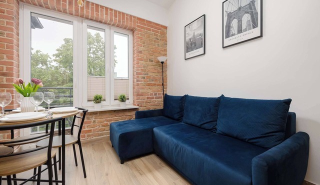 Comfortable Studio with Balcony | Perfect for a Stay in Pruszków