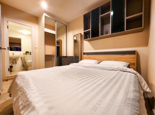 Comfy Plum West Gate Condo 1 Bedroom 1 Bathroom