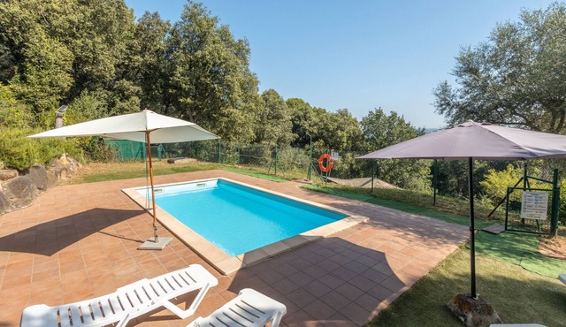Cottage 'Can Ribes' with Outdoor Pool, Garden and Terrace