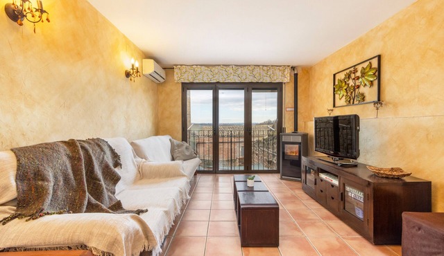 Country House 'Cal Emilia' with Private Terrace, Wi-Fi and Air Conditioning