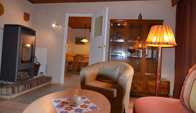 Cozy Holiday Home in Brandenburg near Lake