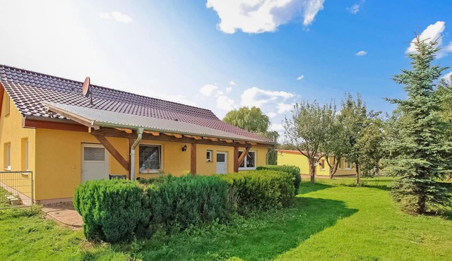 Cozy home in Hoffelde with WiFi
