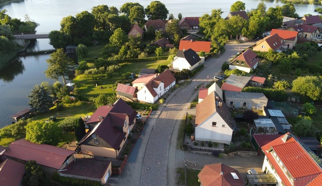 Cozy Vacation Apartment Priepert near the River with Wi-Fi