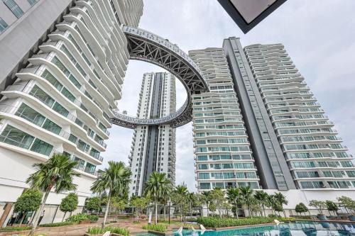 DAAH6 Elegant Skyline Suite Datum Jelatek near KLCC
