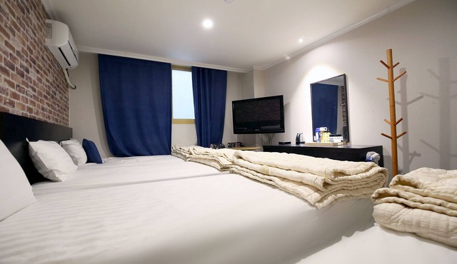 Daejeon Dunsan Four Seasons