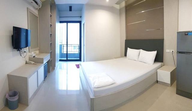 DB Plus 2 in Bangkok