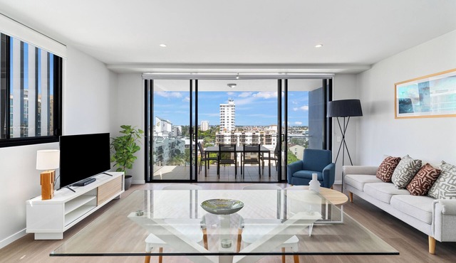 Direct Collective - Seabreeze Mooloolaba in Mooloolaba
