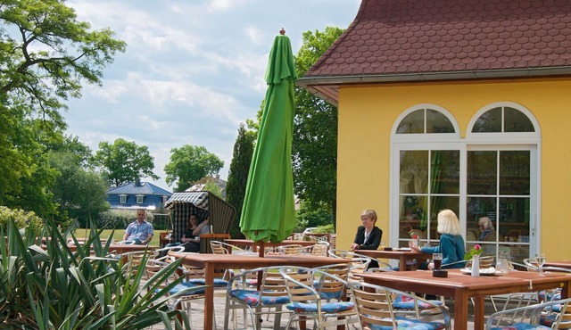 Double room comfort with lake view (balcony or terrace) - Seehotel Brandenburg.