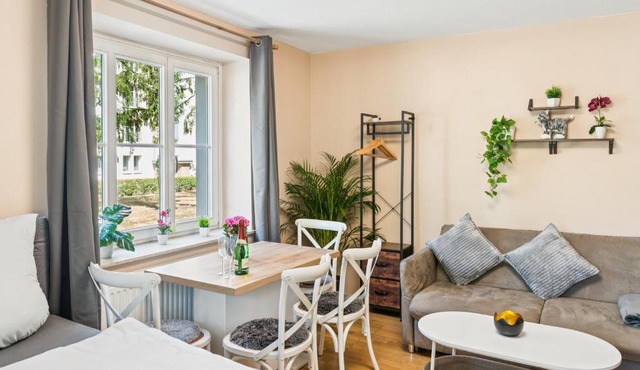 DresdenStay Nähe Elbepark 2 Schlafzimmer Kamin PS4