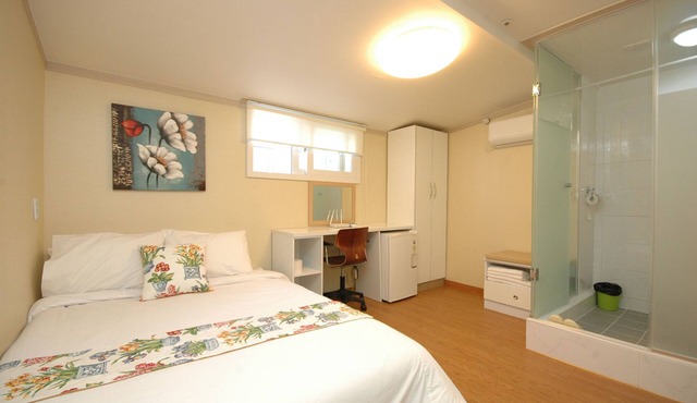 E Residence