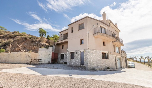 Farmhouse 'El Refugi De Rubinat' with Mountain View, Wi-Fi and Air Conditioning