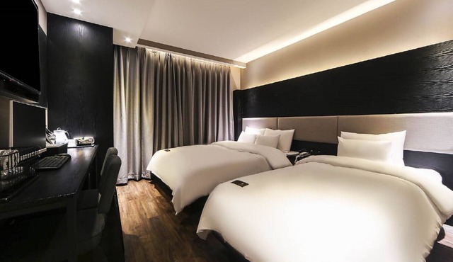 Frenchcode Hotel