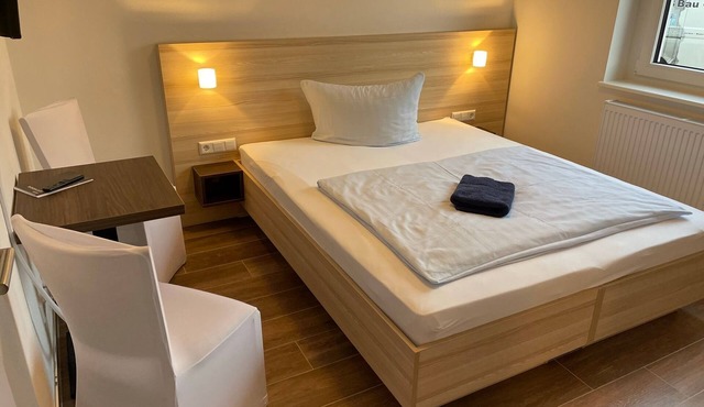 Gästehaus Doppelzimmer - Yz lokschuppen Pasewalk- Gästehaus Lokschuppen