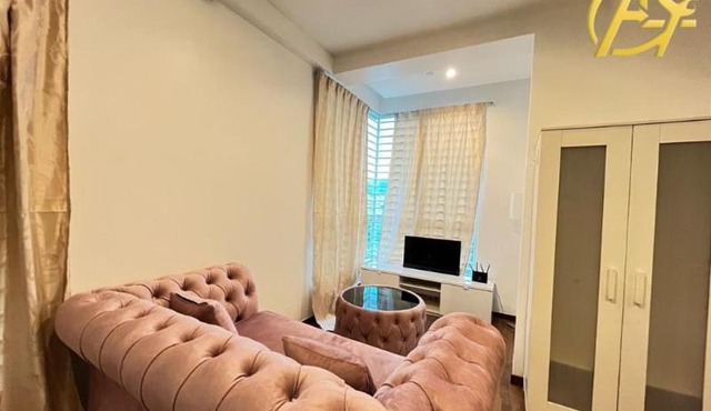 Garden Suite by A Legacy Group Hotel - Garden Lake View
