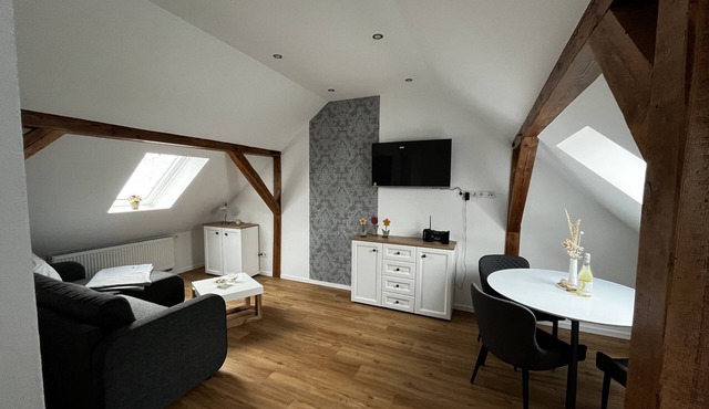 Gemütliche Landhaus-ferienwohnung mit Direktem Wasserzugang in Groß Leppin