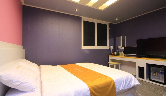 Gimcheon Vitamin Self Check-in Motel