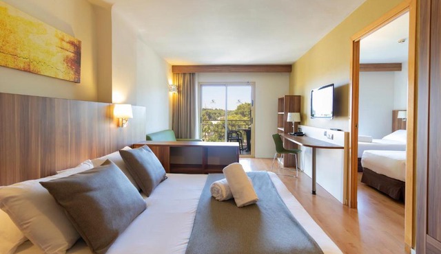 Golden Avenida Family Suites 4 Sup