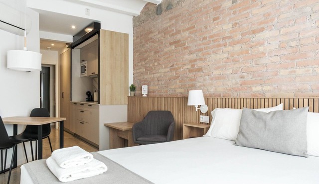 Guest Ready - Fira Barcelona Modern Studio