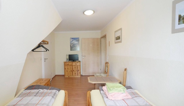Guest room 3 with shared kitchen for 2 persons