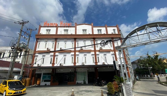 HEMRA HOTEL