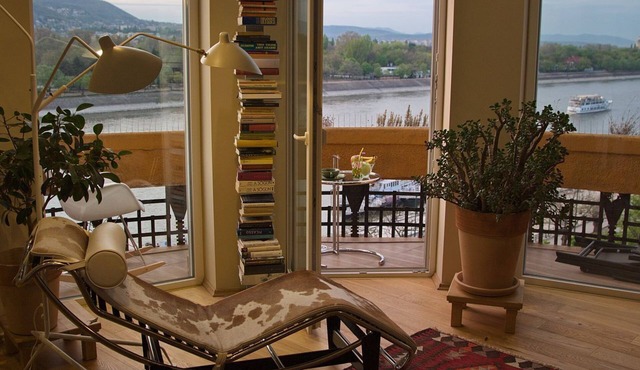 Highend Budapest is a stylish apartment located on riverside in the city center