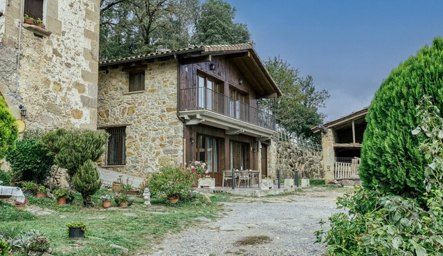Holiday Home 'La Cabanya De La Rovira' with Mountain View, Terrace and Wi-Fi