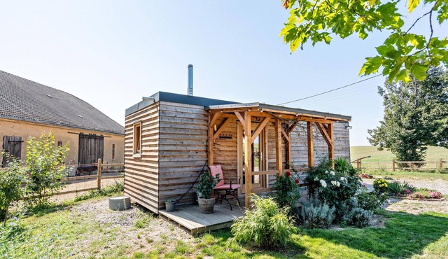 Holiday Home 'Tinyhaus Im Eselgarten' with Private Terrace, Private Garden and Wi-Fi