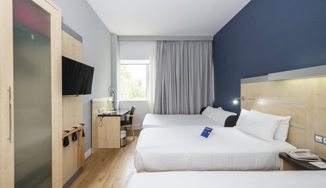 Holiday Inn Express Barcelona City 22@ by IHG