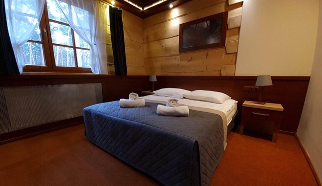 Hotel 365