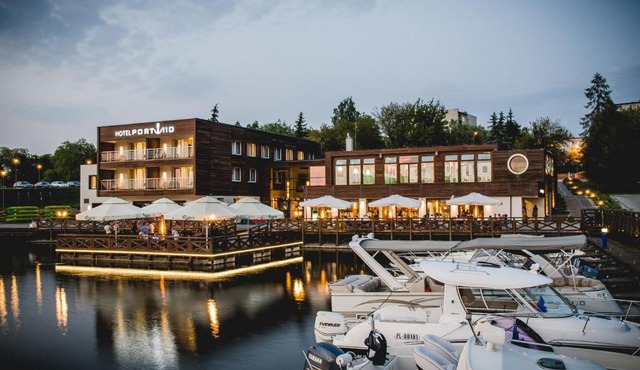 Hotel Port 110