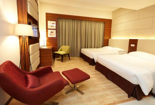 Hotel Six Seasons @ Mid Valley