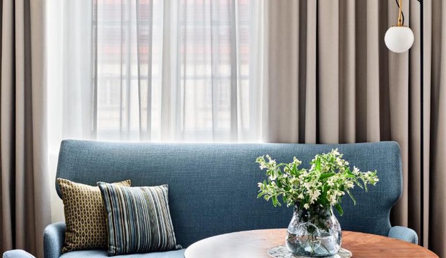 Hotel Verte, Warsaw, Autograph Collection