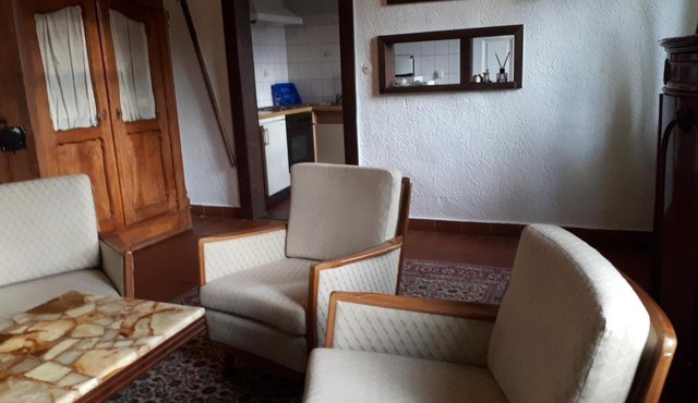 Kleine Ferienwohnung Jagdzimmer auf Bauernhof in Alleinlage