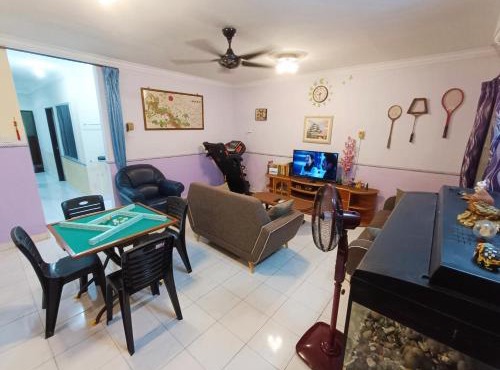 Kota 3BR Townhouse 5 Pax by Jeffery Lam Home Management