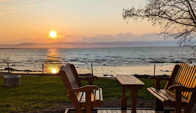 Les Chalets Bleus - Cozy rental by the riverine - Cottage 1 in Cap-Saint-Ignace