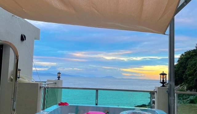 Lim Sea Side Poolvilla Pension