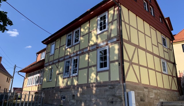 lovingly furnished two-room apartment with kitchen and bathroom in Ecklingerode