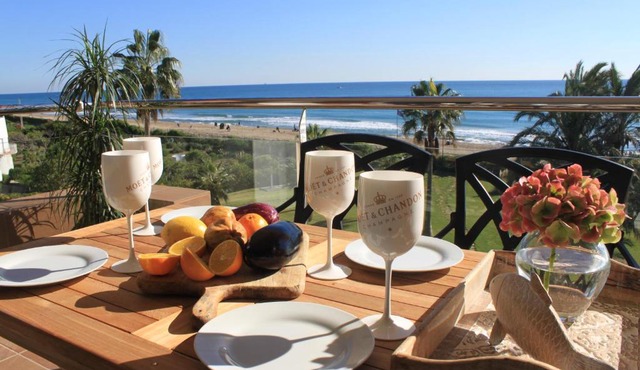 LUXURY GAVA BEACHFRONT APARTMENT BARCELONA