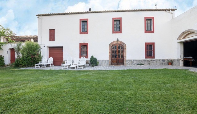 Mansion in St Martí with Vineyards & Garden