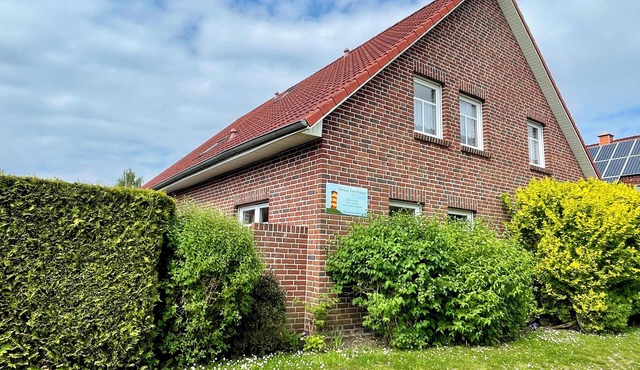 Modern and very child-friendly house. Only 2km to the North Sea.