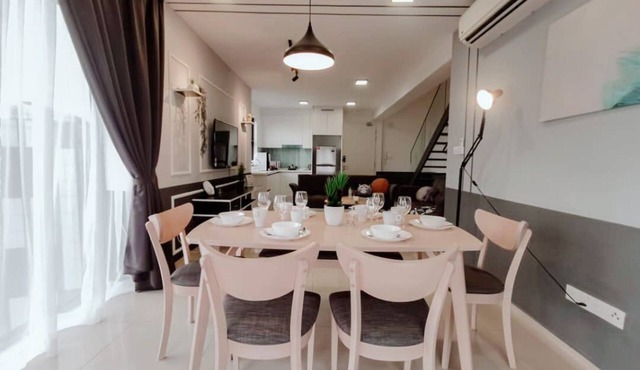 Modern Premium Suites for 8 Pax @EkoCheras