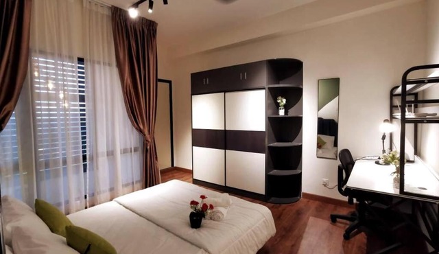 Mont Kiara Duplex - 5 min to Solaris MITEC Matrade
